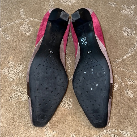 EUC Franco Sarto 1.5” Suede Heels, Size 6.5 - Picture 5 of 6